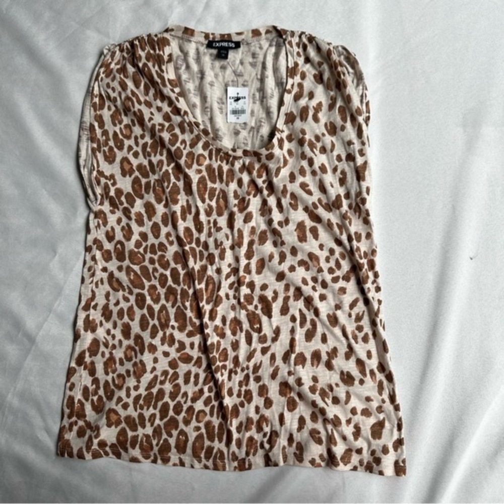 Express Pullover Cotton and Modal Blend Animal Print Top NWT Sz XS FUN